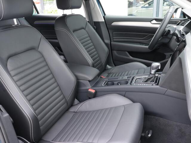 Volkswagen PASSAT Variant 1.4 TSI PHEV GTE Business | Leder | 360 Camera | Stoel- en stuurverwarming | Navigatie Pro | Adaptive Cruise |