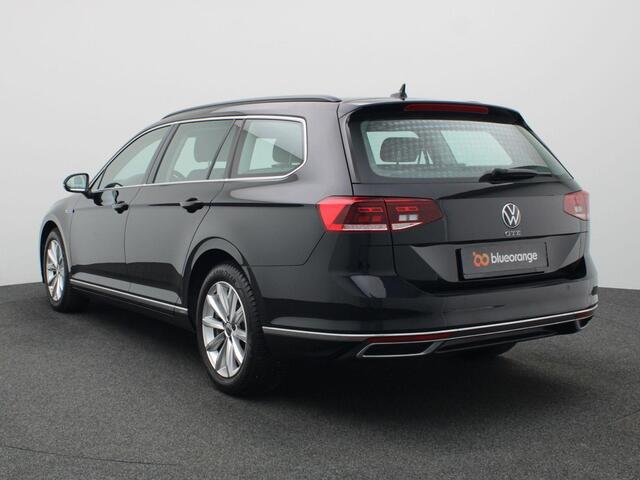 Volkswagen PASSAT Variant 1.4 TSI PHEV GTE Business 218PK DSG Achteruitrijcamera,