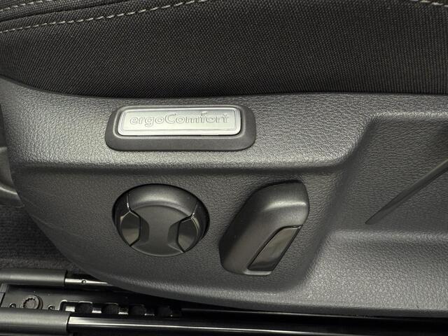 Volkswagen PASSAT Variant 1.4 TSI Business Edition ?Full LED ?Navigatie ?Keyless ?Climate ?Cruise ?Comfortstoelen ?Parkeersensoren ?Lichtmetaal