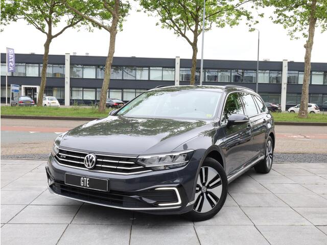 Volkswagen PASSAT Variant GTE 1.4 TSI PHEV 218PK | Head-up | Virtual cockpit | Achteruitrijcamera | Adaptive | Massage | Carplay |