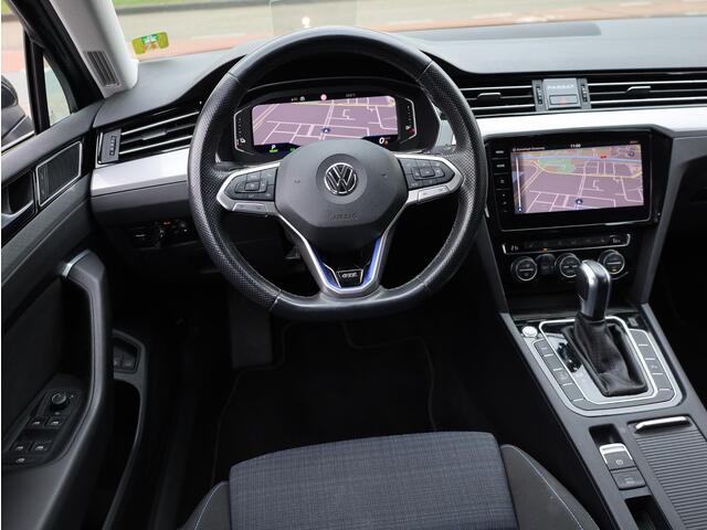 Volkswagen PASSAT Variant GTE 1.4 TSI PHEV 218PK | Head-up | Virtual cockpit | Achteruitrijcamera | Adaptive | Massage | Carplay |