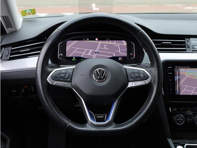 Volkswagen PASSAT Variant GTE 1.4 TSI PHEV 218PK | Head-up | Virtual cockpit | Achteruitrijcamera | Adaptive | Massage | Carplay |