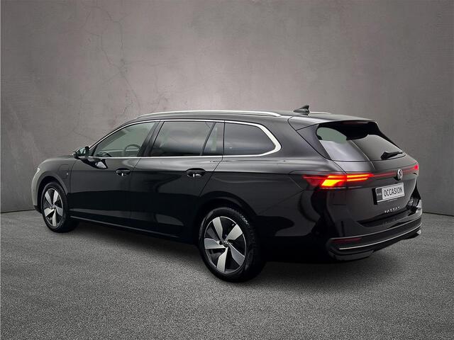 Volkswagen PASSAT Variant Business 1.5 TSI eHybrid 204pk DSG Automaat Trekhaak, Adaptive cruise control, Stoelverwarming, Achteruitrijcamera, LED koplampen, Navigatie