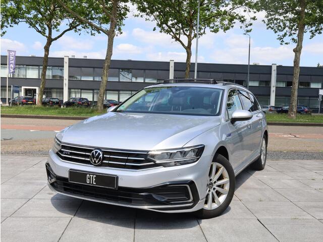 Volkswagen PASSAT GTE Panodak | Head-up | Virtual | Keyless | Camera | Memory | Trekhaak |