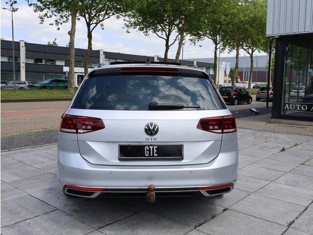 Volkswagen PASSAT GTE Panodak | Head-up | Virtual | Keyless | Camera | Memory | Trekhaak |