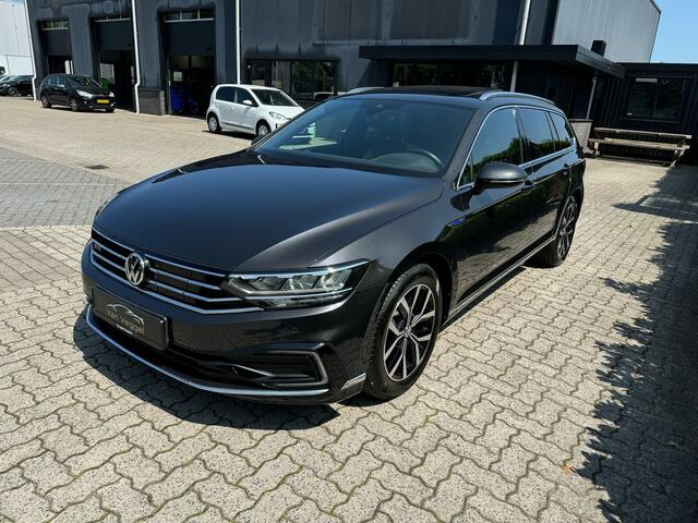 Volkswagen PASSAT Variant 1.4 TSI PHEV GTE Business pano, virtual cockpit, trekhaak