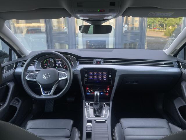 Volkswagen PASSAT Variant 1.4 TSI PHEV GTE Business Leder | 18 inch | Carplay | IQ light | Trekhaak