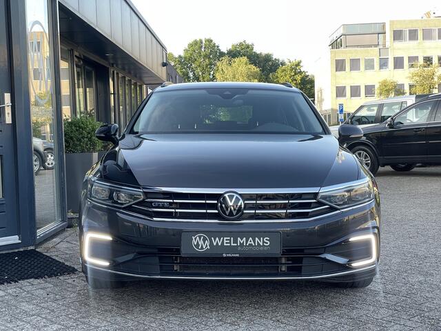 Volkswagen PASSAT Variant 1.4 TSI PHEV GTE Business Leder | 18 inch | Carplay | IQ light | Trekhaak