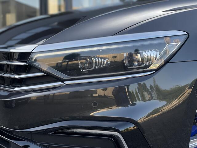 Volkswagen PASSAT Variant 1.4 TSI PHEV GTE Business Leder | 18 inch | Carplay | IQ light | Trekhaak