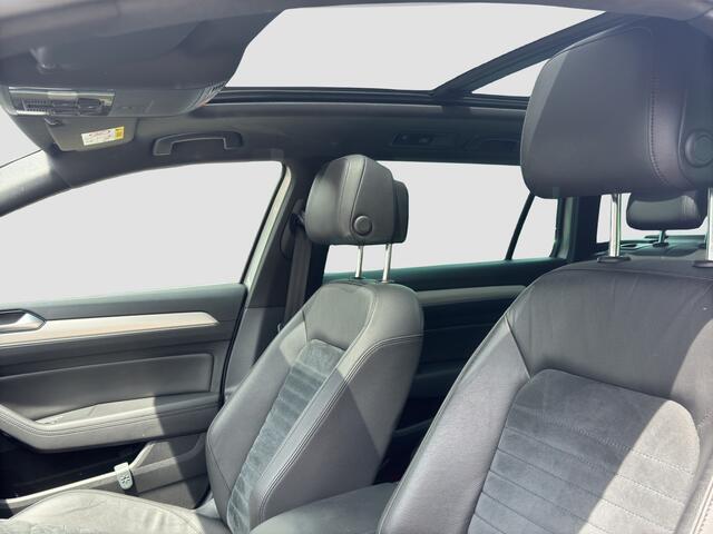 Volkswagen PASSAT Variant 1.4 TSI GTE Connected Series Plus | Pano | Carplay | PDC