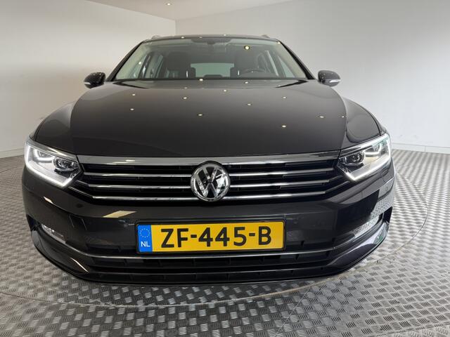 Volkswagen PASSAT 1.5 TSI CL Bns AUtomaat NAP Led carplay PDC Virtual cockpit