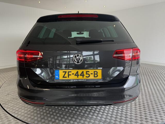 Volkswagen PASSAT 1.5 TSI CL Bns AUtomaat NAP Led carplay PDC Virtual cockpit