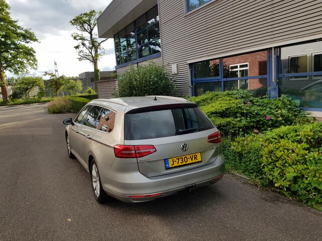 Volkswagen PASSAT Variant 1.4 Tsi Aut Virtual Navi Trekhaak Led