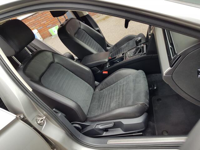 Volkswagen PASSAT Variant 1.4 Tsi Aut Virtual Navi Trekhaak Led