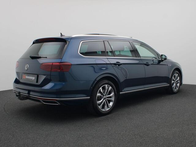 Volkswagen PASSAT Variant 1.4 TSI PHEV GTE Business 218PK DSG Pano-Schuifdak, 360gr. Camera, Ergo Comfort stoelen, Side Assist, Keyless, Winterpakket+, Elektr. Achterklep, Trekhaak, 17" LM Velgen