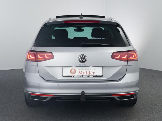 Volkswagen PASSAT Variant 1.4 TSI PHEV GTE Business | Pano | Matrix | Leer | Zwenkhaak | 18inch |