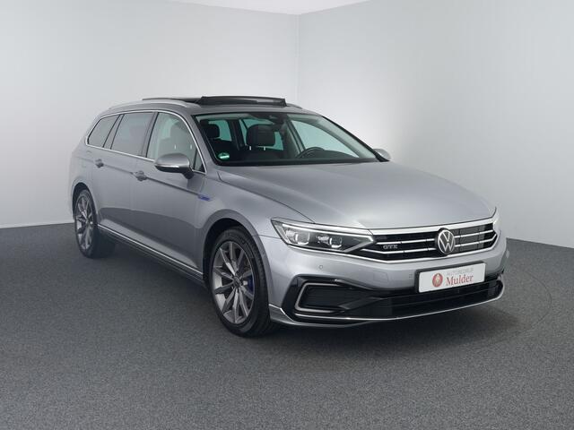 Volkswagen PASSAT Variant 1.4 TSI PHEV GTE Business | Pano | Matrix | Leer | Zwenkhaak | 18inch |