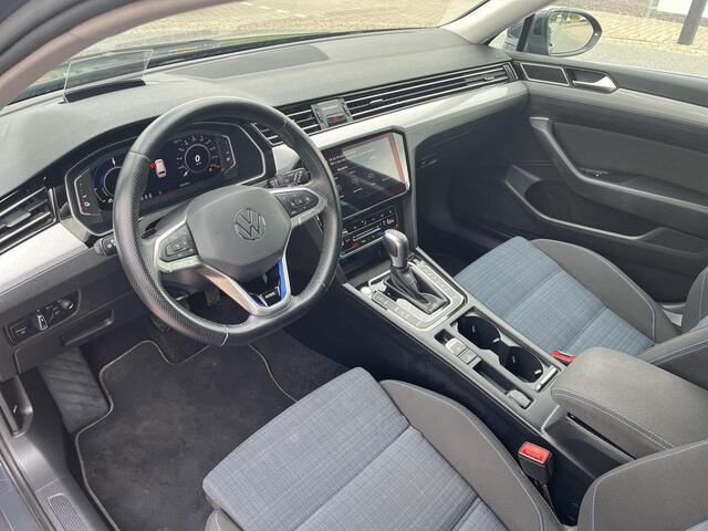 Volkswagen PASSAT Variant 1.4 TSI PHEV GTE Business | 218Pk | PHEV | Trekhaak | HEAD UP Display | Rondom Camera | ERGO |