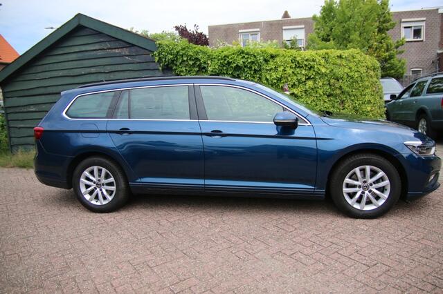 Volkswagen PASSAT 1.5 TSI Business