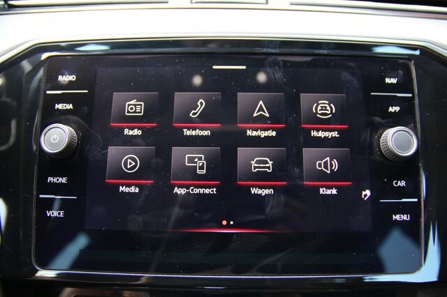 Volkswagen PASSAT 1.5 TSI Business