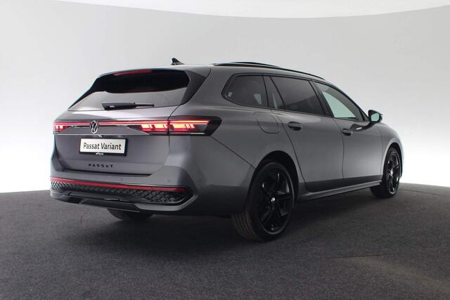 Volkswagen PASSAT Variant R-Line Edition 1.5 eHybrid 150 kW / 204 pk DSG | Pano | HUD | Stoelverwarming | ACC | 19 inch