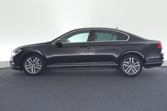 Volkswagen PASSAT 1.4 TSI 150pk DSG ACT 2x R-Line Camera Leder Led Virtual Cockpit Navigatie