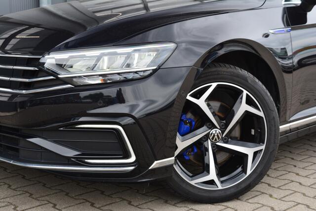 Volkswagen PASSAT Variant 1.4 TSI PHEV GTE Business | ACC | Camera | 18 Inch |