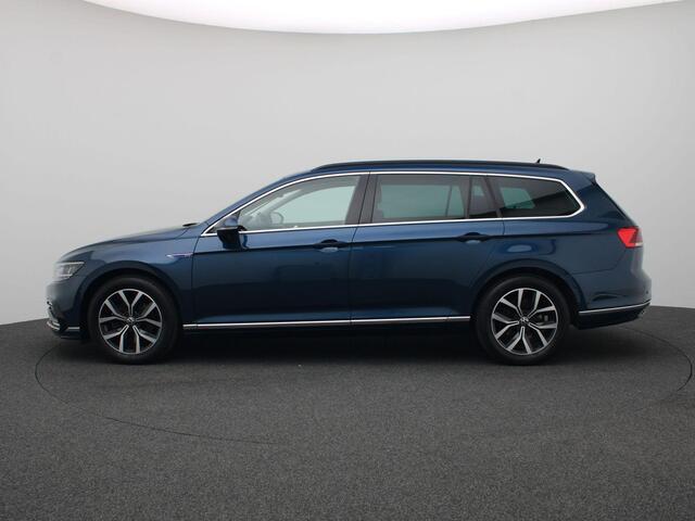 Volkswagen PASSAT 1.4 TSI PHEV GTE Business 218PK DSG Adaptieve Cruise Controle, Virtual Cockpit, Elektr. Achterklep, Navi, Stoel-Stuurverwarming, Achteruitrijcamera, Trekhaak, 17" LM Velgen