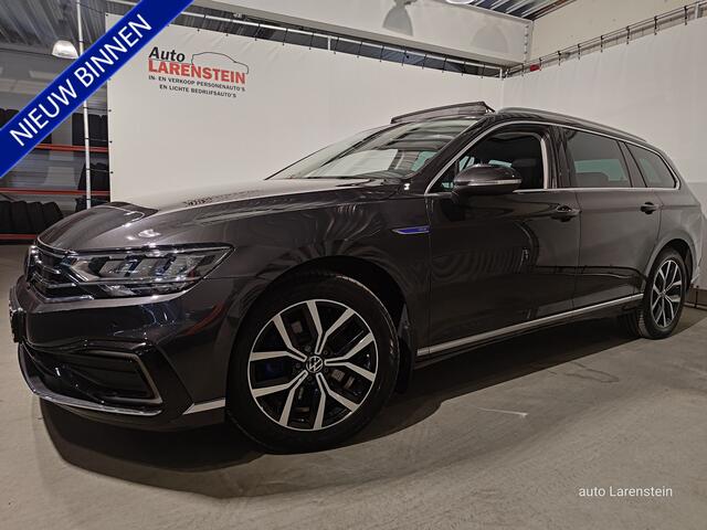 Volkswagen PASSAT Variant 1.4 TSI PHEV 218pk GTE Business Carplay / A.Cam./ Navi./ Trekhaak / Panoramadak /