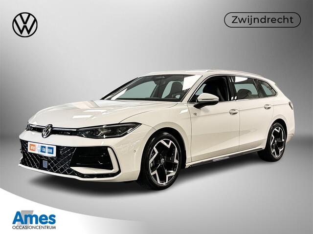 Volkswagen PASSAT Variant 1.5 eTSI 150pk R-Line / 360 graden camera 'Area View' / Top-Sport Ego-Active, incl. massagefunctie
