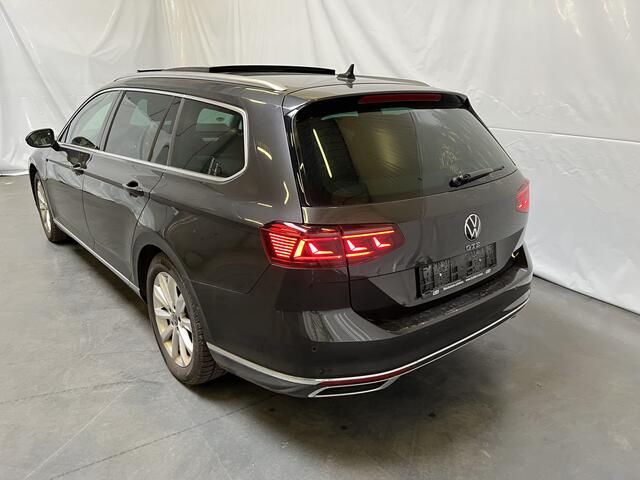 Volkswagen PASSAT Variant 1.4 TSI PHEV GTE Business / AUTOMAAT/ PANO/ ALCANTARA/ ELEKTR. TREKHAAK/ PARK. SENSOREN + CAMERA/ APP-CONNECT/ DIGITAL DASH/ KEYLESS/ CLIMA/ DAB/ ERGOCOMFORT/ NAVI