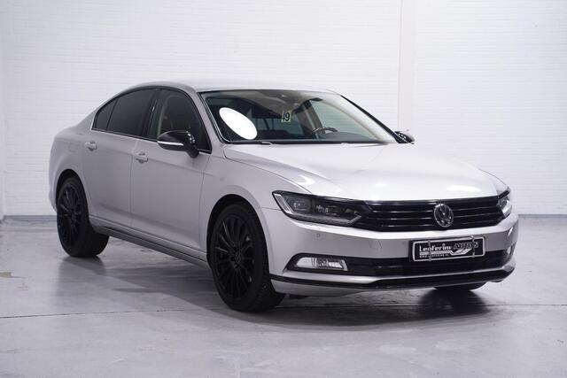Volkswagen PASSAT 1.4 TSI Comfortline Business Clima Navi Led koplampen PDC v+a Virtual cockpit