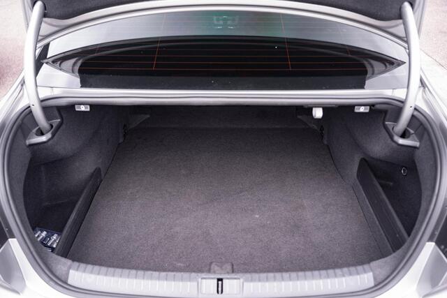Volkswagen PASSAT 1.4 TSI Comfortline Business Clima Navi Led koplampen PDC v+a Virtual cockpit