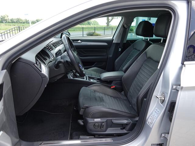 Volkswagen PASSAT Variant 1.4 TSI PHEV GTE Business H-LEER | TREKH. | LED | ECC | CAMERA