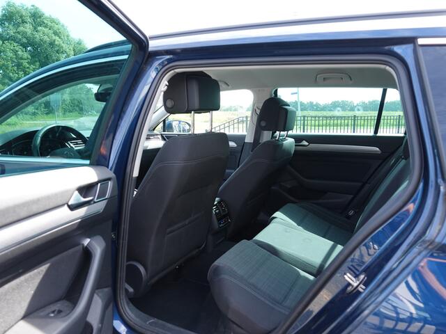 Volkswagen PASSAT Variant 2.0 TDI 150PK AUT Business VIRTUAL | NAVI | ACC | ECC | WINTERPACK