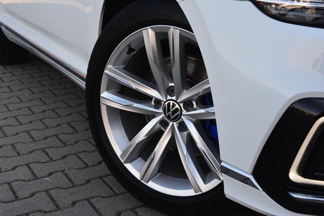 Volkswagen PASSAT Variant 1.4 TSI PHEV GTE Business | ACC | Pano | Camera |