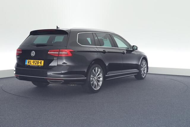 Volkswagen PASSAT Variant 1.4 TSI 150pk DSG ACT 2x R-Line Camera Leder Keyless Virtual Cockpit Navigatie