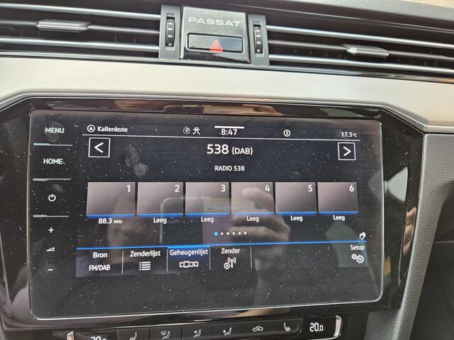 Volkswagen PASSAT Variant 1.5 TSI Elegance Business R