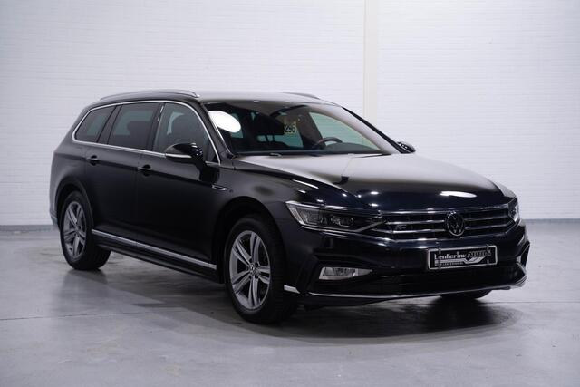 Volkswagen PASSAT Variant 1.5 TSI R-Line Business + Apple-carplay DAB ACC NAP stoelverwarming digi-cockpit navigatie sportinterieur trekhaak private-glas electrische achterklep camera