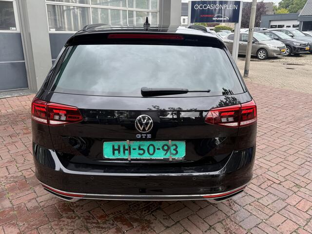 Volkswagen PASSAT Variant 1.4 TSI PHEV GTE Business Navigatie Apple Carplay/Android Auto Camera Parkeersensoren Stoelverwarming Virtual Cockpit Climate Control