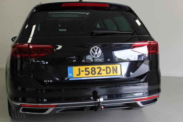 Volkswagen PASSAT Variant 1.4 TSI PHEV GTE Business | PANO | TREKHAAK | STOEL-VERW | KEYLESS | CARPLAY | 17'LMV | ACC | E-KLEP |