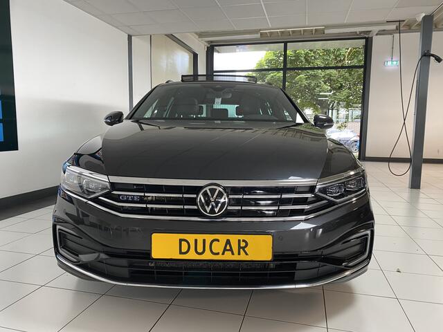 Volkswagen PASSAT Variant 1.4 TSI PHEV GTE Business Panodak /Leer /Trekhaak / Virtual cockpit