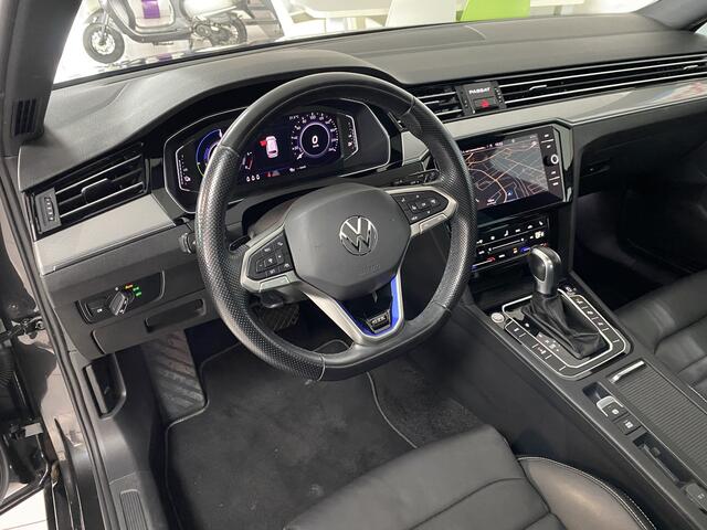 Volkswagen PASSAT Variant 1.4 TSI PHEV GTE Business Panodak /Leer /Trekhaak / Virtual cockpit