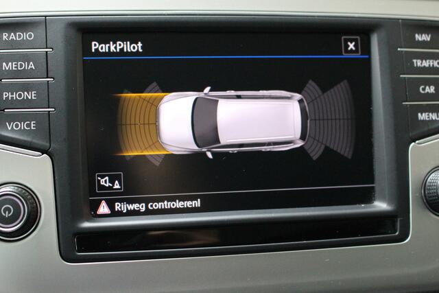 Volkswagen PASSAT Variant 1.4 TSI ACT Connected Series | Airco | Navigatie | PDC | Stoelverw.