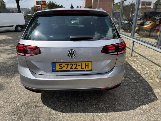 Volkswagen PASSAT Variant 1.5 TSI Elegance Business R AUTOMAAT-CLIMA