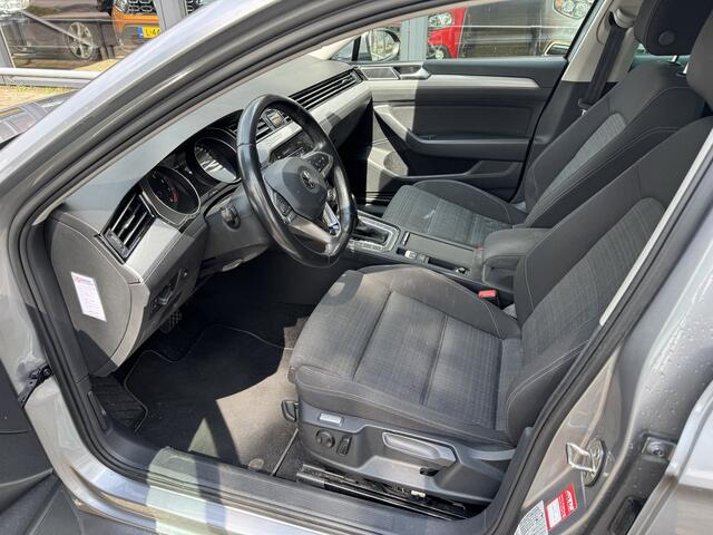 Volkswagen PASSAT Variant 1.5 TSI Elegance Business R AUTOMAAT-CLIMA