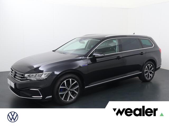 Volkswagen PASSAT Variant 1.4 TSI PHEV GTE Business | 218 PK | SoH 91% | Adaptive cruise control | Achteruitrijcamera | Dodehoek sensor |