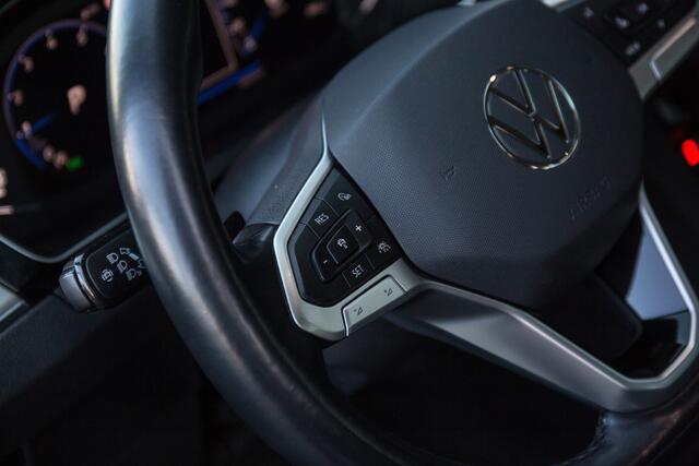 Volkswagen PASSAT Variant 1.5 TSI Elegance , Adap. cruise, Virtual cockpit, Trekhaak,