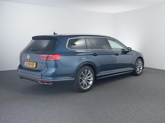 Volkswagen PASSAT Variant 1.5 TSI Elegance Business R | Nw Model | Matrix | Camera | 18"LM | ACC | Virtual