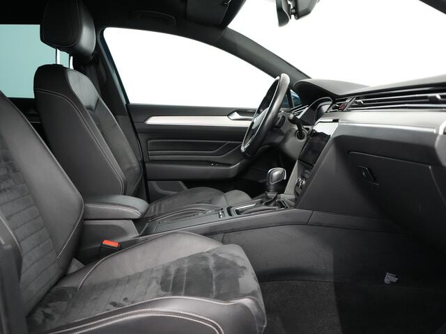 Volkswagen PASSAT Variant 1.5 TSI Elegance Business R | Nw Model | Matrix | Camera | 18"LM | ACC | Virtual